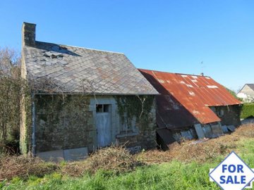 1 - Pré-en-Pail, Barn