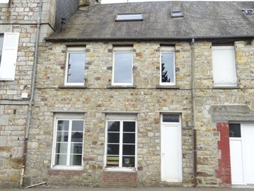 1 - Mortain, Townhouse