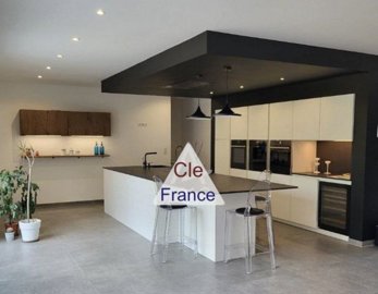 propertyforsaleinfrance-withclefrancejoinourm