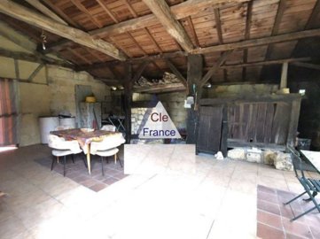 propertyforsaleinfrance-withclefrancejoinourm