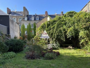 1 - Fougères, Townhouse