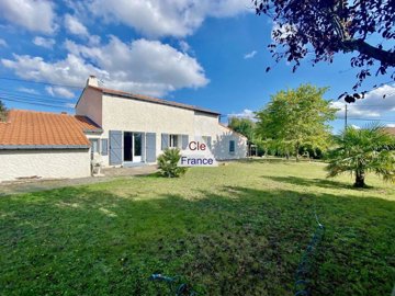 1 - Thouaré-sur-Loire, House