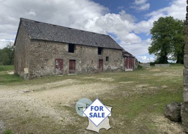 1 - Le Horps, Property