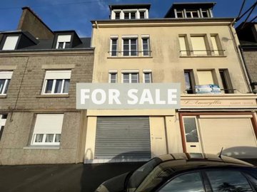 1 - Mortain, Townhouse