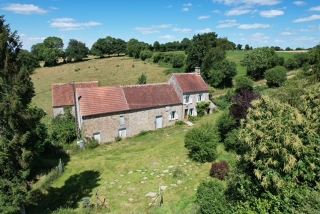 Image No.1-Maison de campagne de 2 chambres à vendre à Carrouges