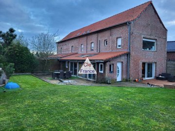 1 - Mons-en-Pévèle, Country House