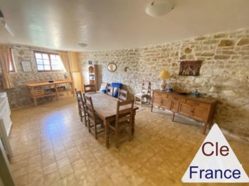 propertyforsaleinfrance-withclefrancejoinourm