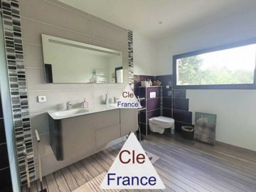 propertyforsaleinfrance-withclefrancejoinourm