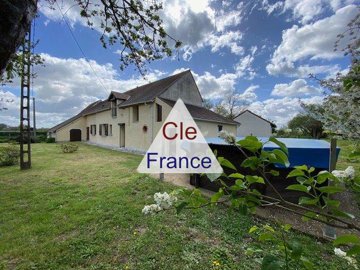 1 - Saint-Firmin-sur-Loire, House