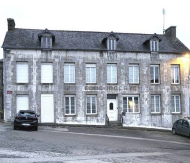 Image No.1-Propriété de 6 chambres à vendre à Merleac