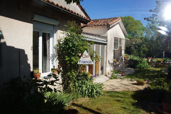 Image No.1-Maison de 5 chambres à vendre à Angoulême