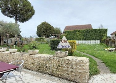 propertyforsalepropertyforsaleinfrance-withcl