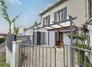 propertyforsalepropertyforsaleinfrance-withcl