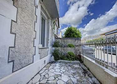 propertyforsalepropertyforsaleinfrance-withcl