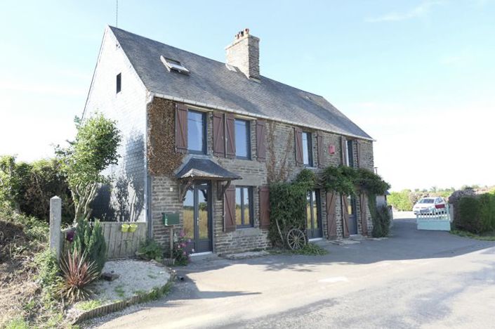 Image No.1-Maison de campagne de 4 chambres à vendre à Savigny-le-Vieux