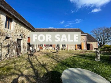 1 - Nogent-le-Rotrou, Farmhouse