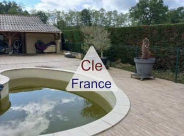 propertyforsalepropertyforsaleinfrance-withcl