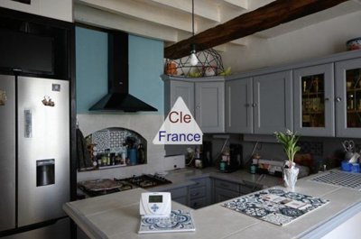 propertyforsalepropertyforsaleinfrance-withcl