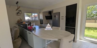 propertyforsalepropertyforsaleinfrance-withcl