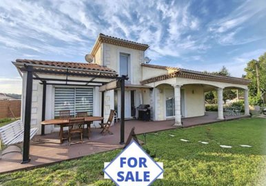 propertyforsalepropertyforsaleinfrance-withcl