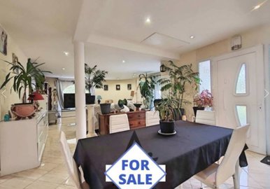 propertyforsalepropertyforsaleinfrance-withcl