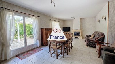 propertyforsalepropertyforsaleinfrance-withcl