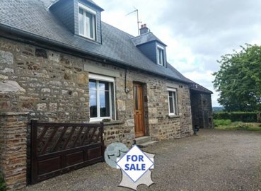 1 - Saint-Bômer-les-Forges, Maison de campagne