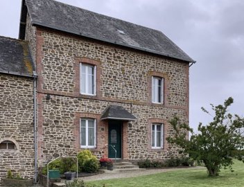 1 - Ambrières-les-Vallées, House