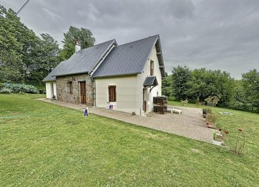 1 - La Trinité, Maison de campagne