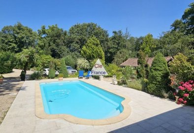 propertyforsaleinfrancewithclefranceaxl036500