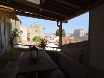 1 - Marseille, Apartment