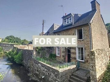 1 - Vire, Townhouse