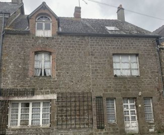 1 - Mayenne, Maison