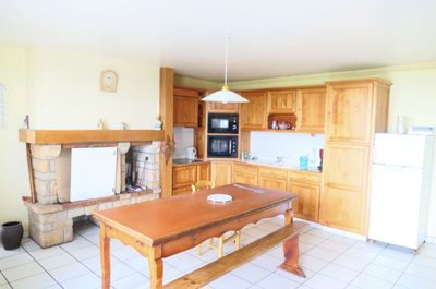 propertyforsalepropertyforsaleinfrance-withcl