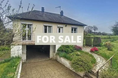 1 - Le Mesnil-Robert, Property