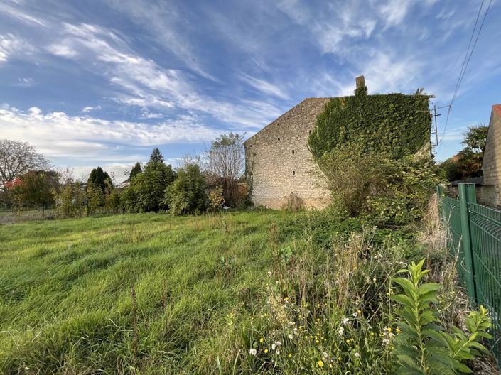 Image No.1-Barn for sale