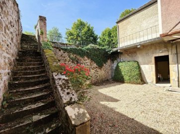 propertyforsaleinfrance-withclefrancejoinourm