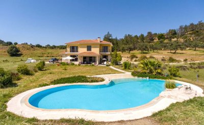 Detached Villa For Sale  in  Lysos