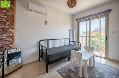 Apartment For Sale  in  Neo Chorio