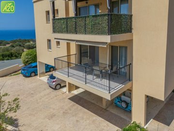 Apartment For Sale  in  Neo Chorio