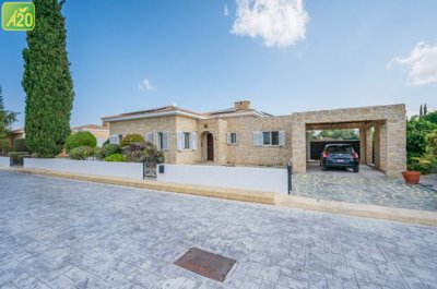 Detached Villa For Sale  in  Polis