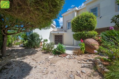 Detached Villa For Sale  in  Neo Chorio