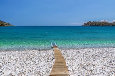 plaka-beach-1-1024x683