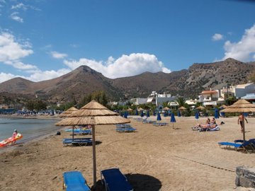 The sandy beach of Elounda