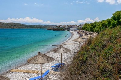 plaka-beach-2-1024x683