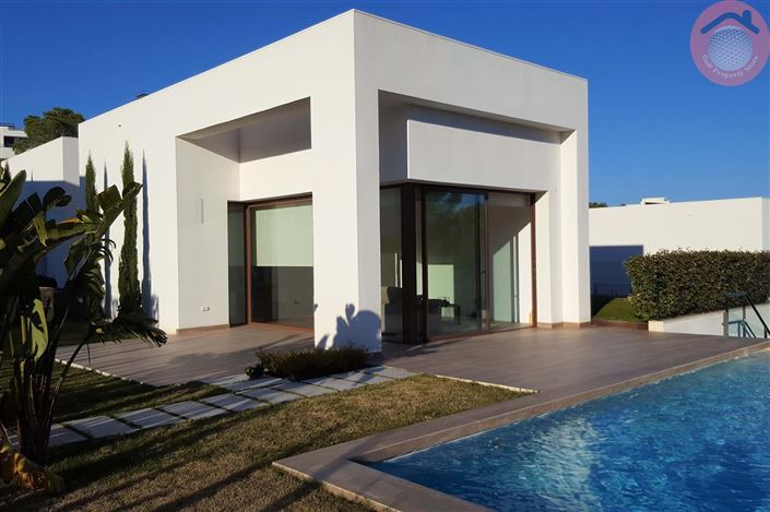 Image No.1-3 Bed Villa for sale