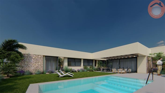 Image No.1-4 Bed Villa for sale