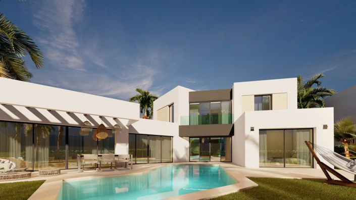 Image No.1-4 Bed Villa for sale