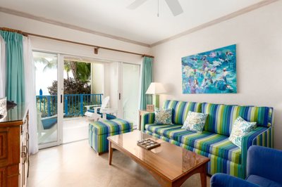 maxwellbeachvillano102-mbv-102-living-room-ou