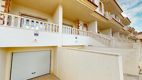 Image No.1-3 Bed Townhouse for sale